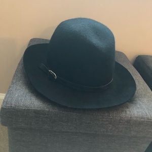 Banana Republic black fedora. Size s/m